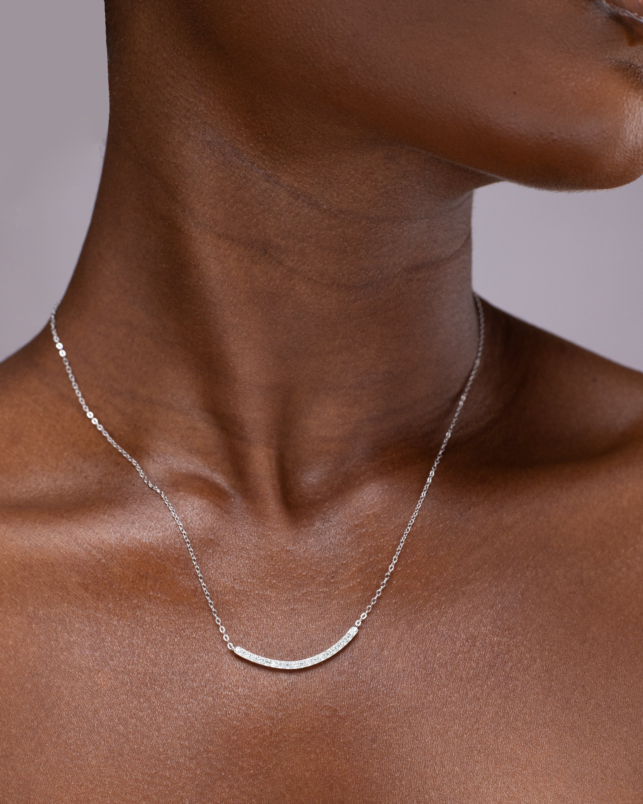 Stoned line moissanaite necklace